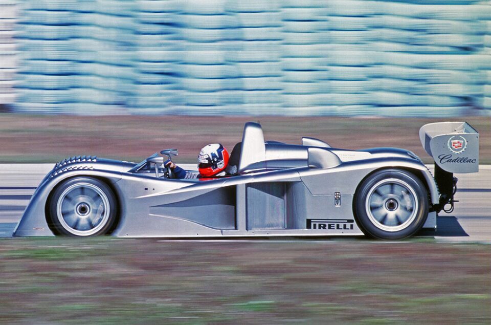 racing-heritage-winning-formula-content-well-3-90x160-s.jpg