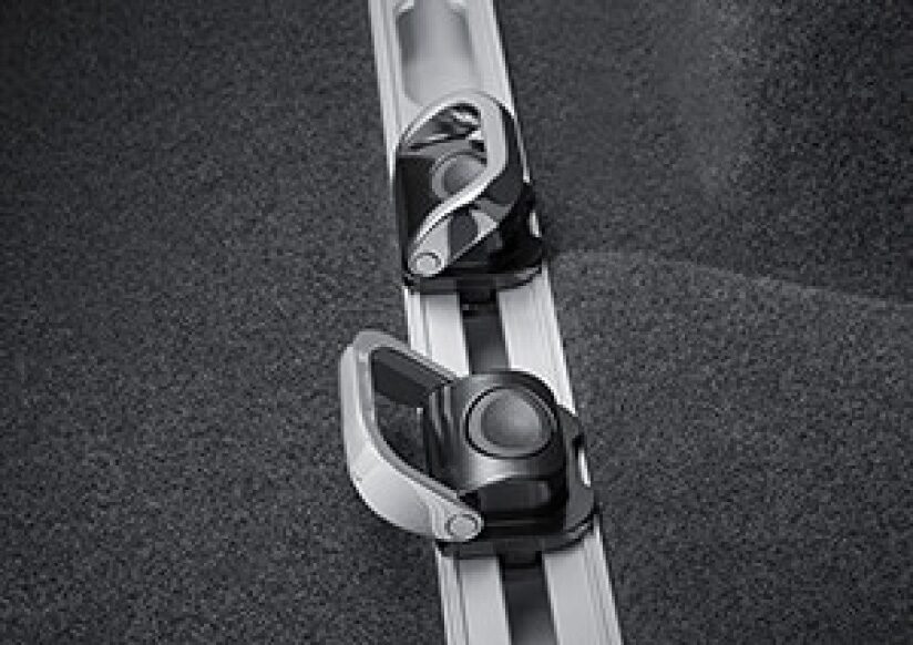 カーゴルーム用ラバートレイ（ブラック）1