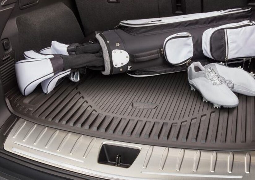 カーゴルーム用ラバートレイ（ブラック）