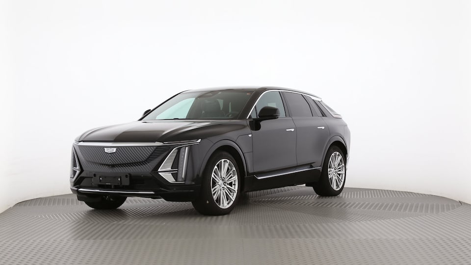 LYRIQ front angle left