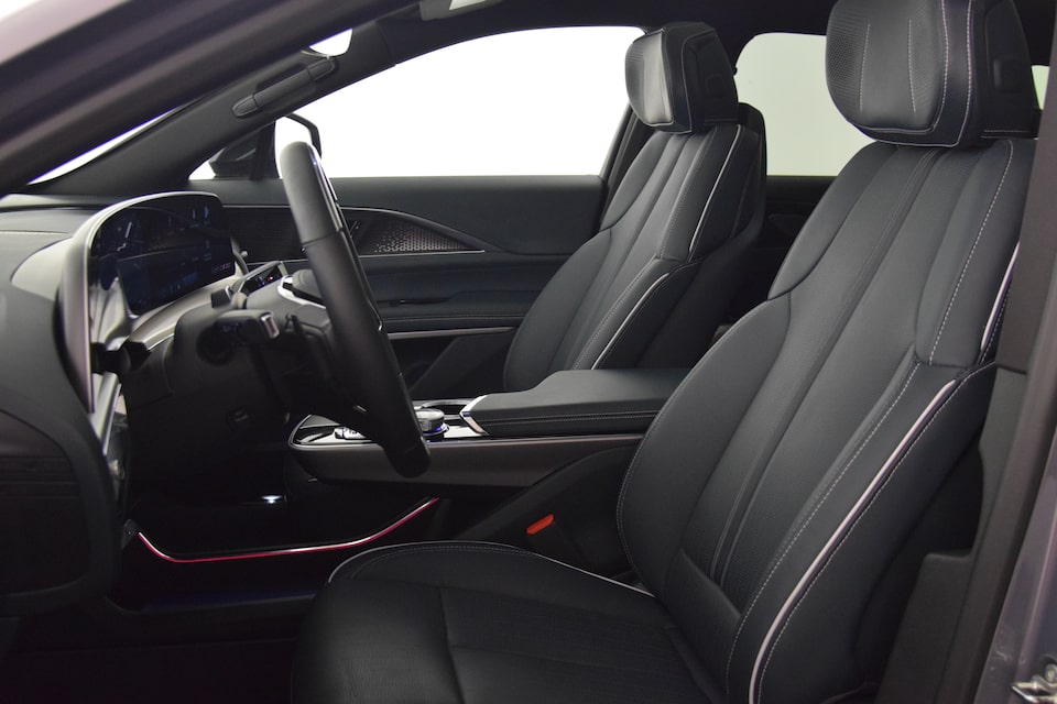 LYRIQ interior seats