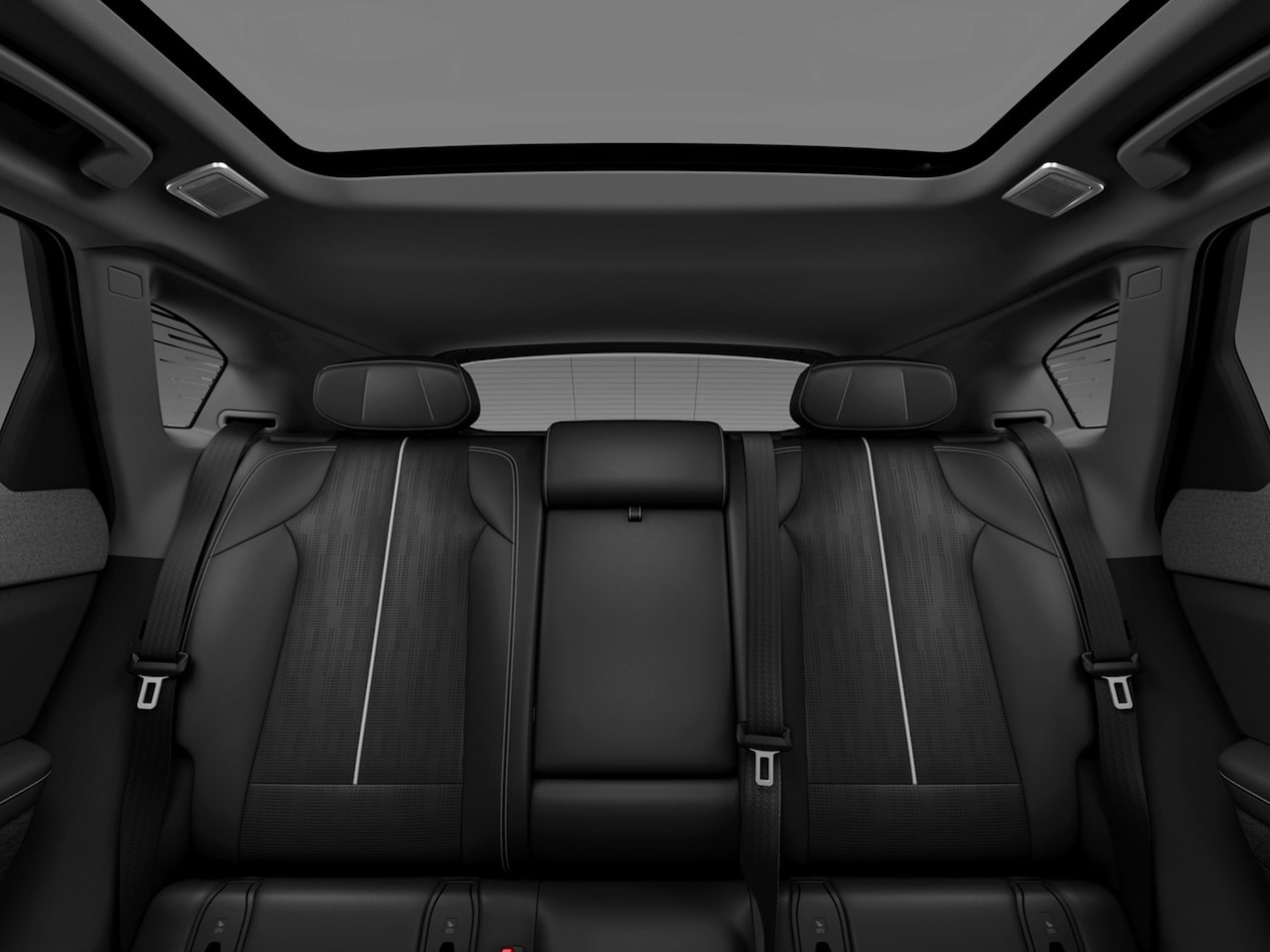 Cadillac OPTIQ Backen Black Interior   