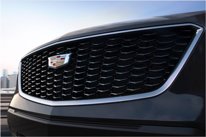 2020 Cadillac XT4 Compact SUV Grill