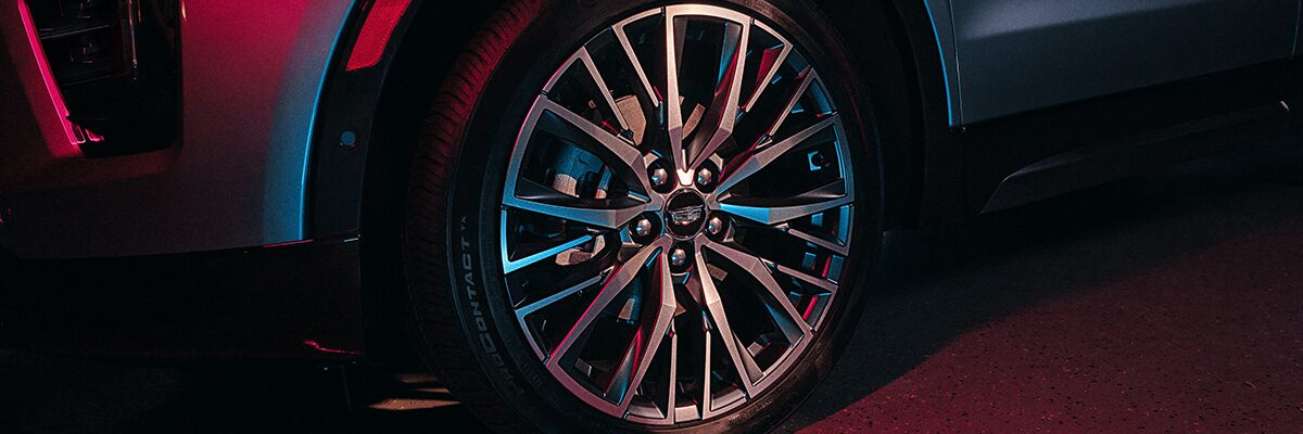 my25-xt4-mov-gallery-grid-exterior-wheel.jpg